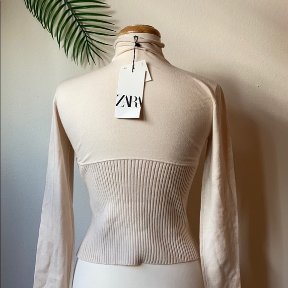 [Zara] cream turtle neck - Picture 4 of 5